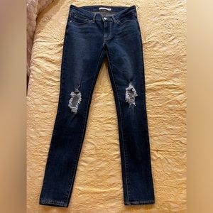 NWOT Levi’s 711 Skinny Jeans - Distressed